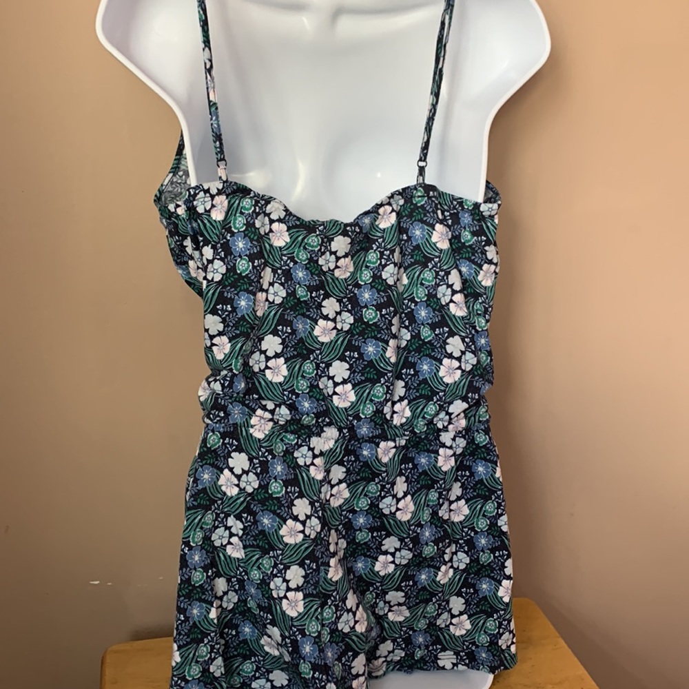 Summertime Romper - Picture 4 of 6